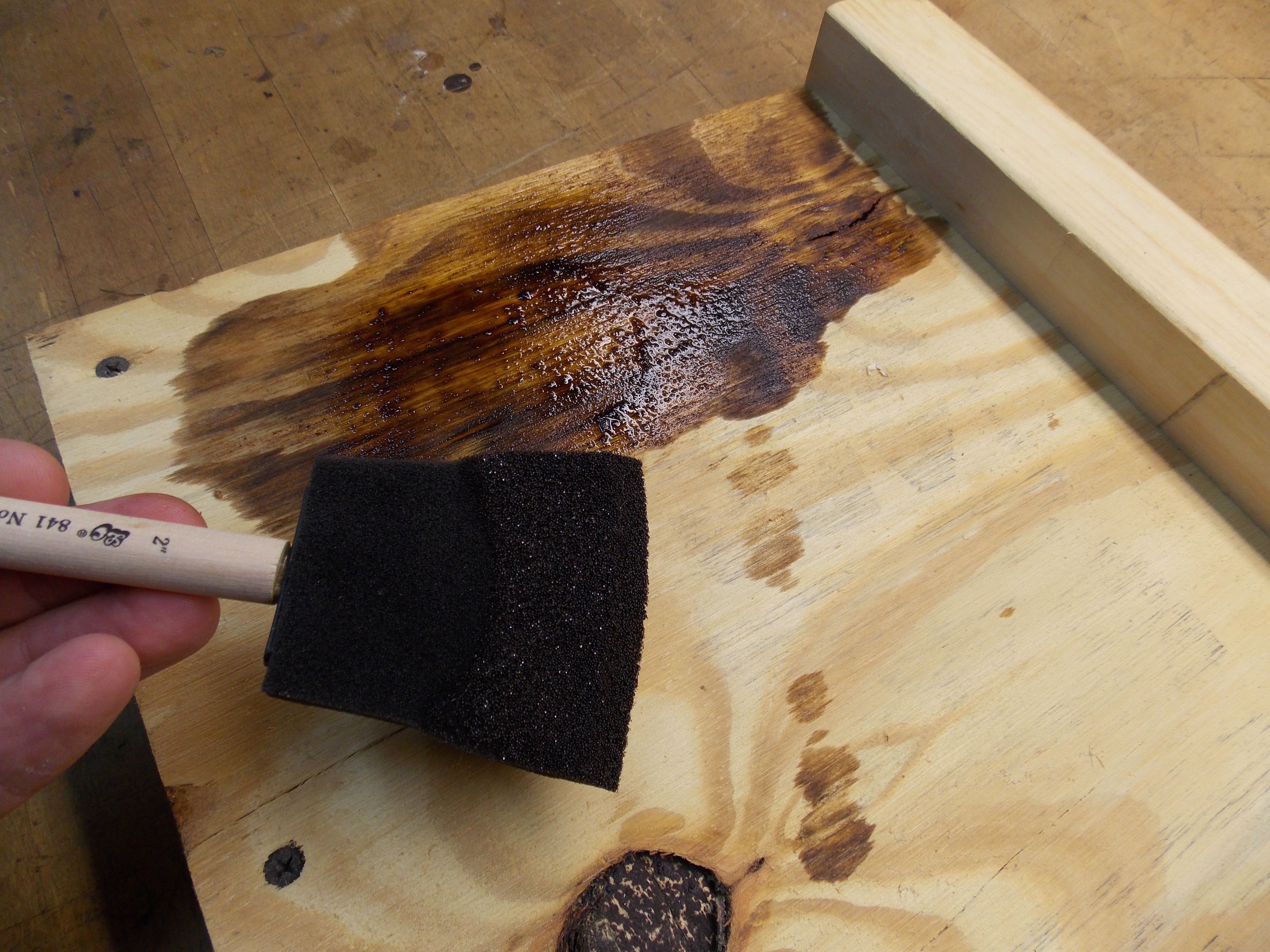 Best Brushes For Staining Wood